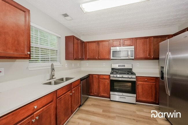 Building Photo - 27 Churchill Park DR, Newnan, GA 30263
