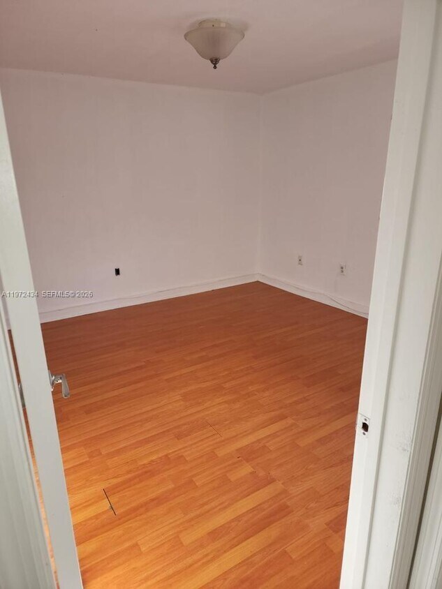 Building Photo - 8475 SW 94th St