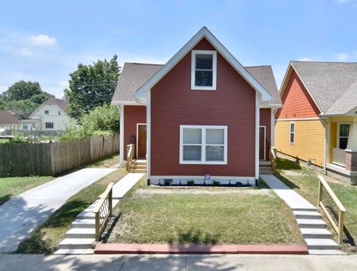 Primary Photo - 552 Jefferson Ave