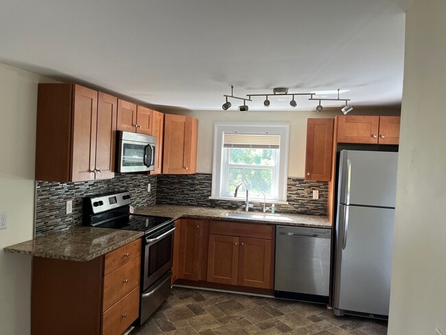 Building Photo - 961 Downingtown Pike