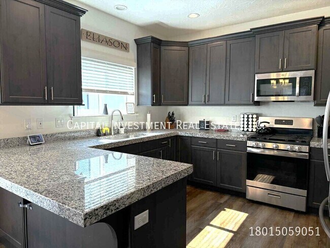 Foto del edificio - 4710 Breezy Patch Rd