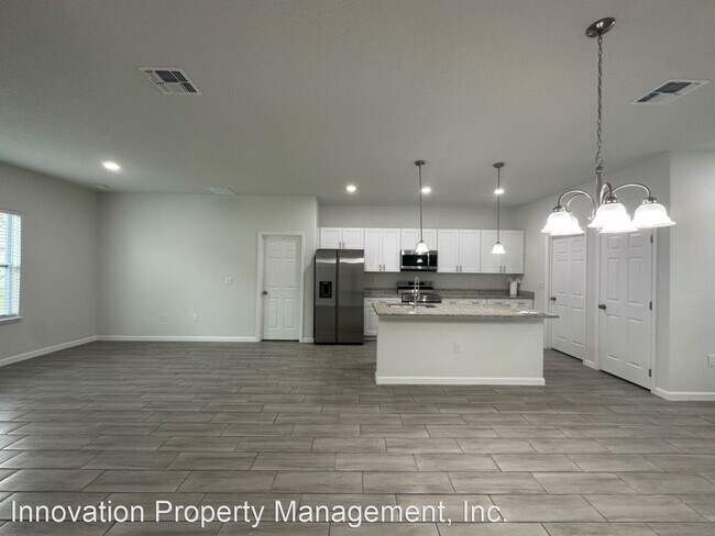 Building Photo - 4 br, 2 bath House - 562 Kingfisher  Dr