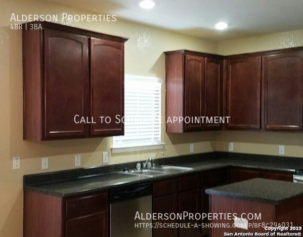 Building Photo - 4 Bedroom Home for Sale