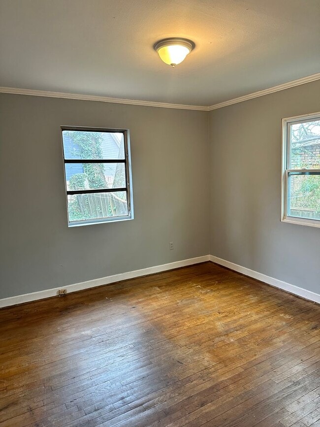 Available for Section 8! 3 Bedroom 1 Bathr... House Rental in