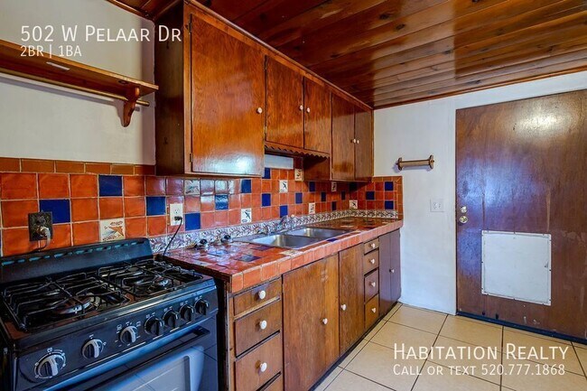 Building Photo - 2Bed/1Bath Fairhaven Home, near the Oracle...