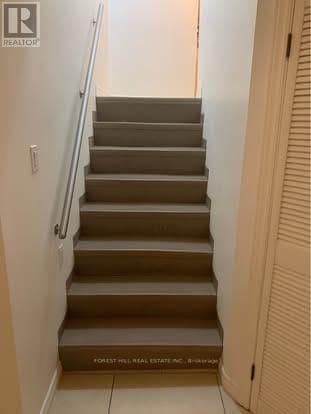 Building Photo - 17 Blue Forest Dr