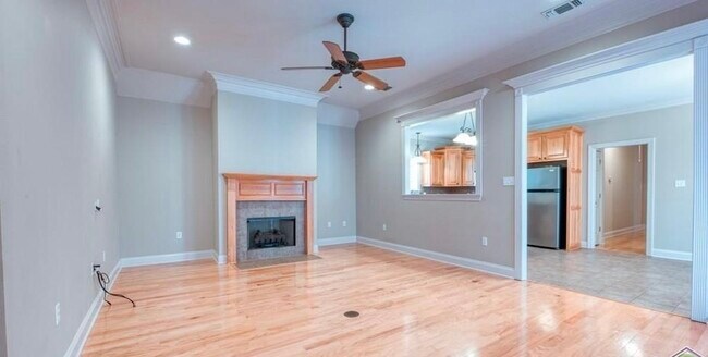 Foto del edificio - 7577 Crepe Myrtle Ln