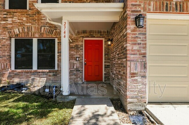 Building Photo - 2744 Frontier Ln