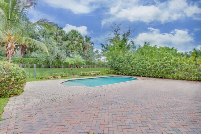 Building Photo - 11218 Millpond Greens Dr