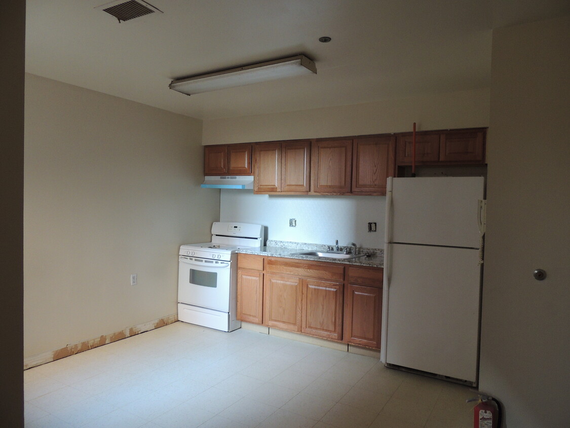 Kitchen - 7167 Ogontz Ave