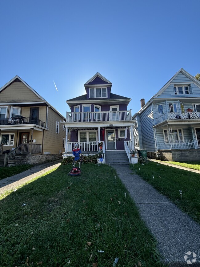 Building Photo - 2289 Seneca St