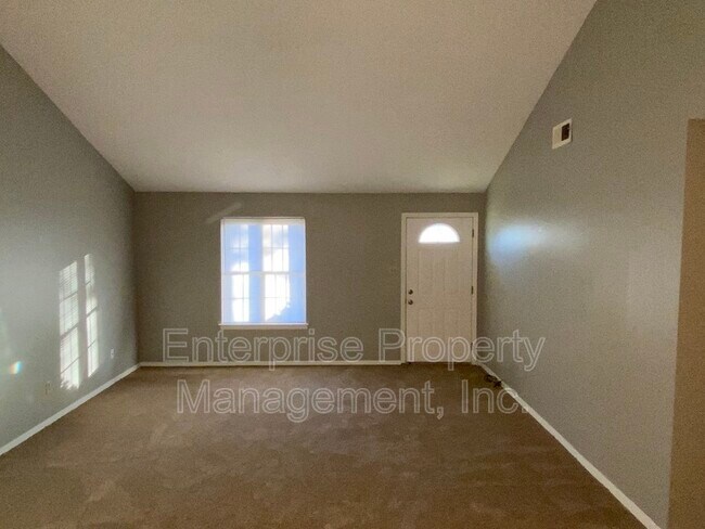 Building Photo - 6324 Woodgreen Dr