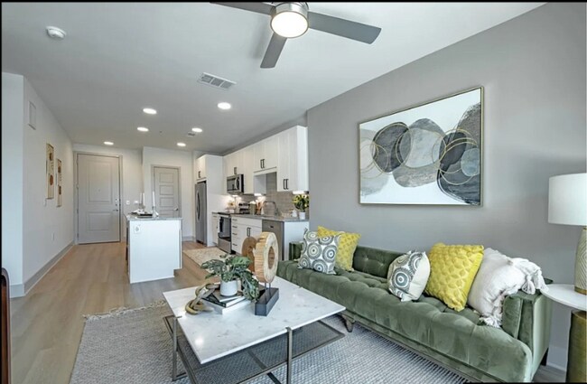 Foto del edificio - 2422 Firewheel Pkwy