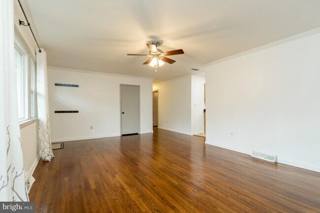 Foto del edificio - 15913 Smithey Dr