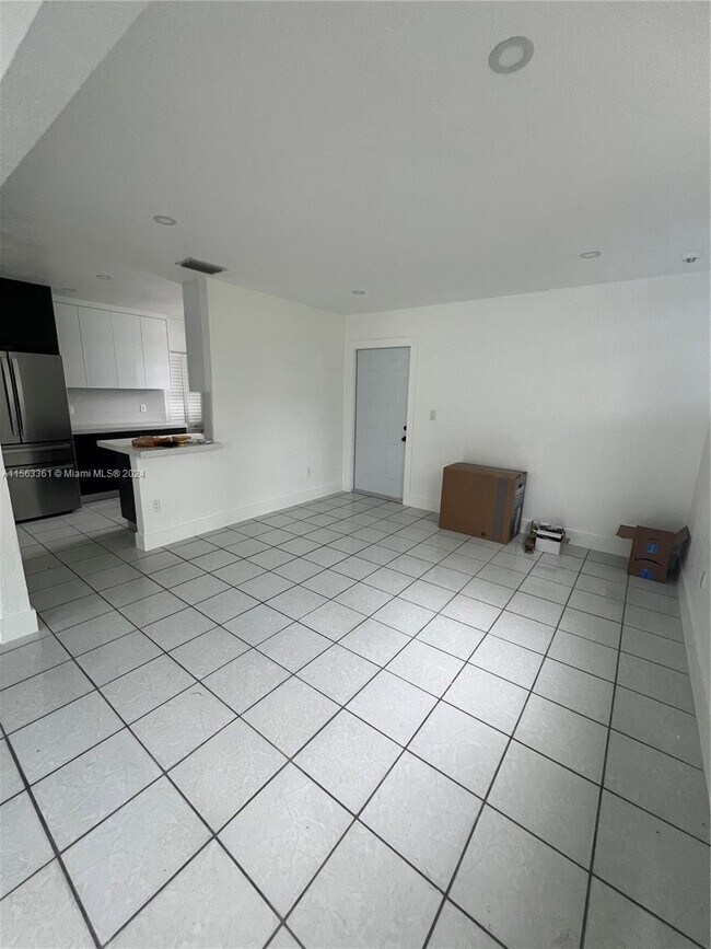Foto del edificio - 3280 NW 213th Terrace