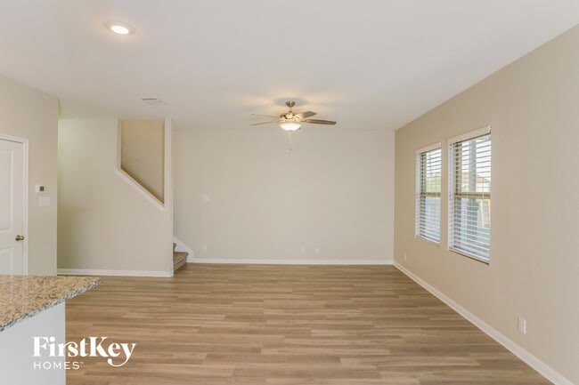 Building Photo - 13403 Summer Light