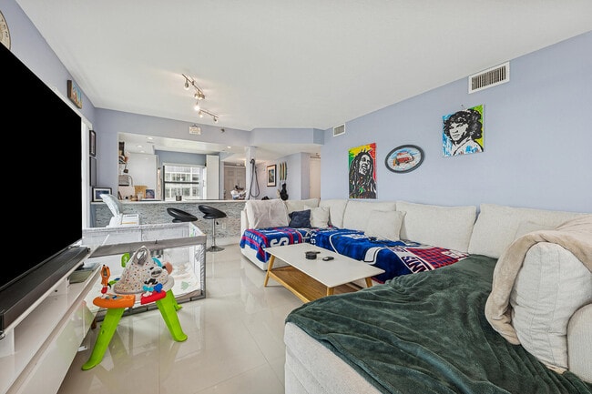 Foto del edificio - 896 N Federal Hwy