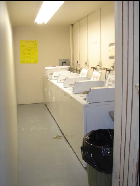 Laundry - Hamilton West Apartments