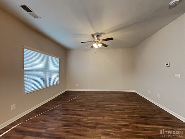 Building Photo - 2269 Wentworth Park Dr