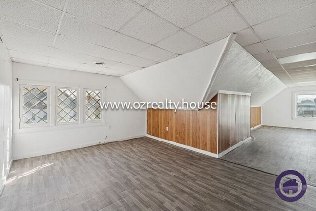 Building Photo - 322 Euclid Ave