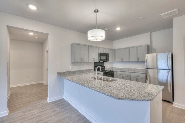 Building Photo - Blue Ridge Apartments