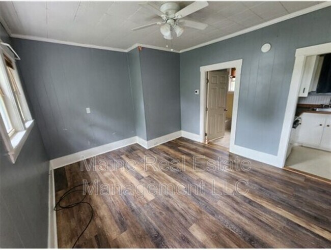 Foto del edificio - 9 Fairbanks St