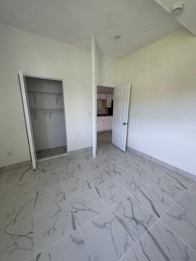 Foto del edificio - 804 Orange Ave