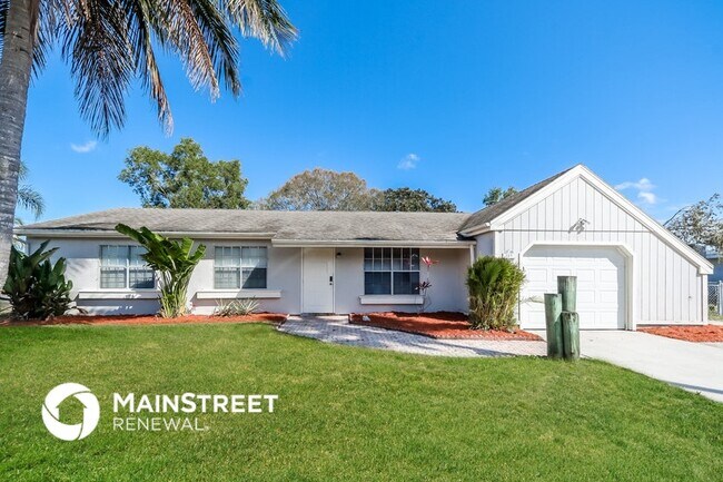 Building Photo - 353 SW Belmont Cir