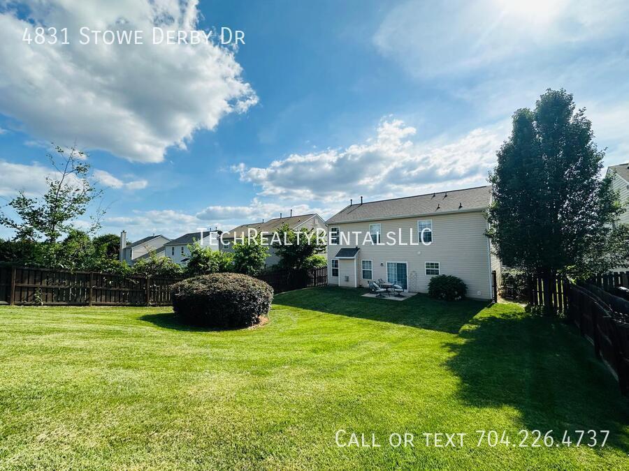 Foto del edificio - 4831 Stowe Derby Dr