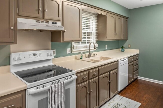 Updated Galley Kitchen - 1217 Winding Way Rd