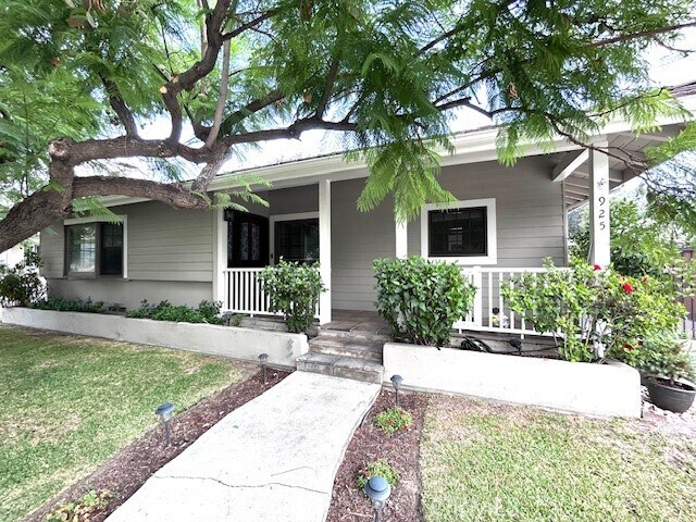 Foto principal - 925 El Dorado St
