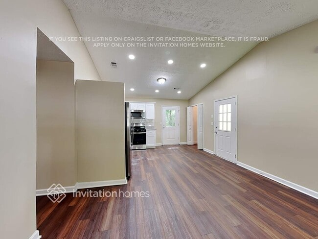 Building Photo - 1806 Oriole Trail