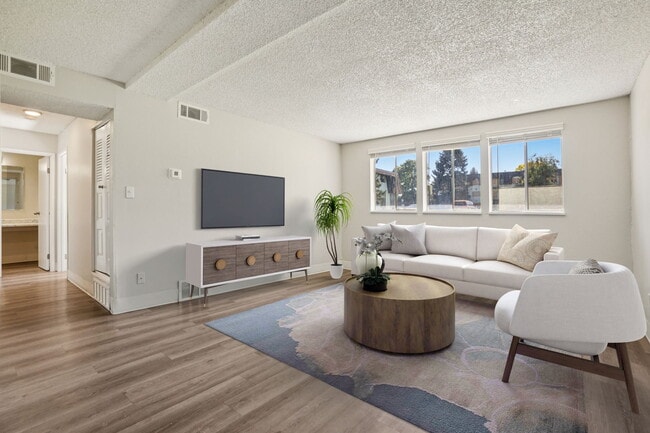 Renovated Apartment Homes - Trailgrove Apartments