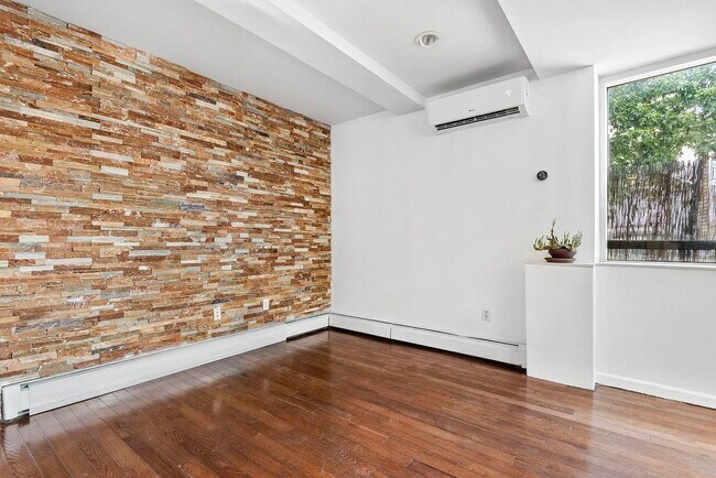 Foto del edificio - 117 Kingsland Ave