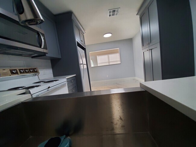 Foto del edificio - 4119 W Nassau St