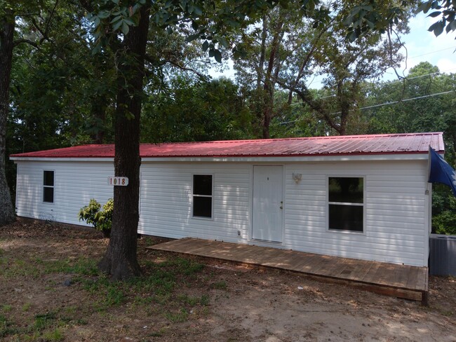 Building Photo - 1018 Hwy 378