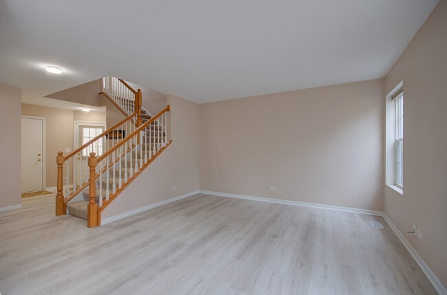 Building Photo - 2421 Stoughton Cir