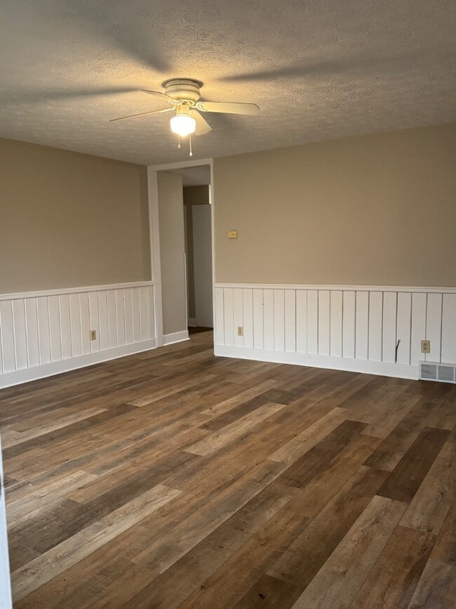 Building Photo - 3584 Park Lane