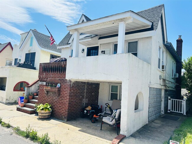 91 Florida St Unit MAIN LEVEL - 91 Florida St Unit Main Level Long Beach Ny Building Photo 