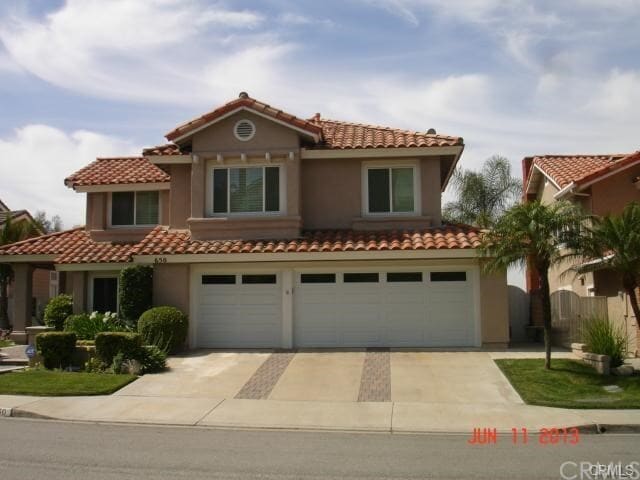 Building Photo - 650 Desert Canyon Rd