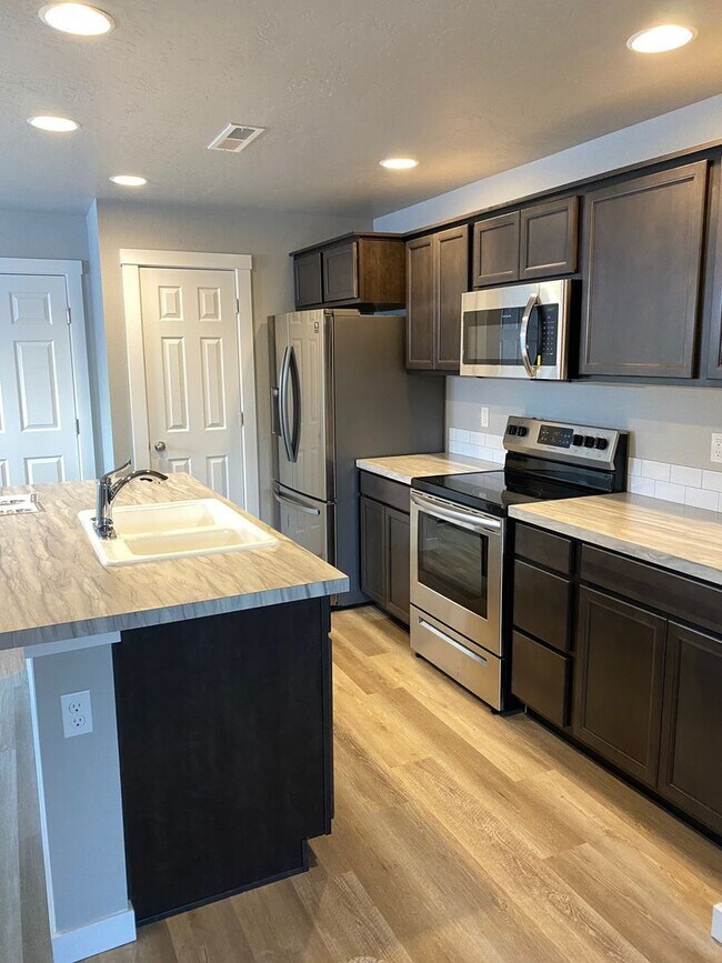 Foto del edificio - Newer 3-Bedroom Home in Boise!