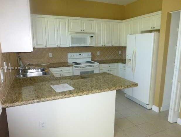 Foto del edificio - 359 NE 27th Ter