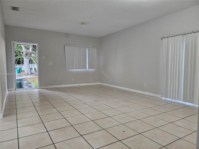 Building Photo - 14924 SW 58th St