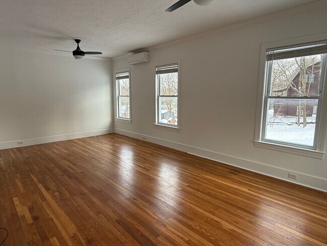 Building Photo - 57 Preston St