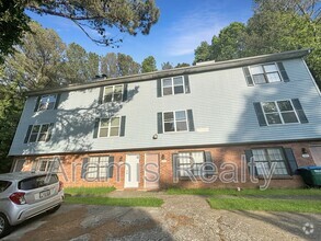 Building Photo - 3036 Destin Cir