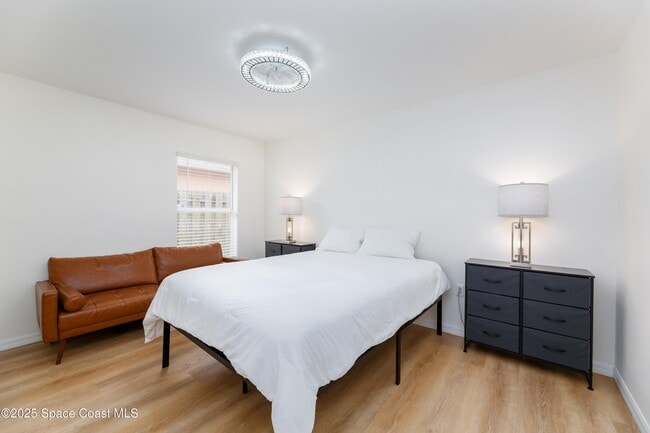 Building Photo - 4540 Bellaluna Dr