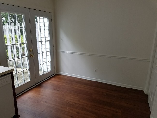 Building Photo - 1845 Ebenezer Rd