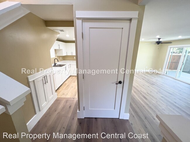 Building Photo - 2 br, 2 bath House - 881 Peach Street, Unit A