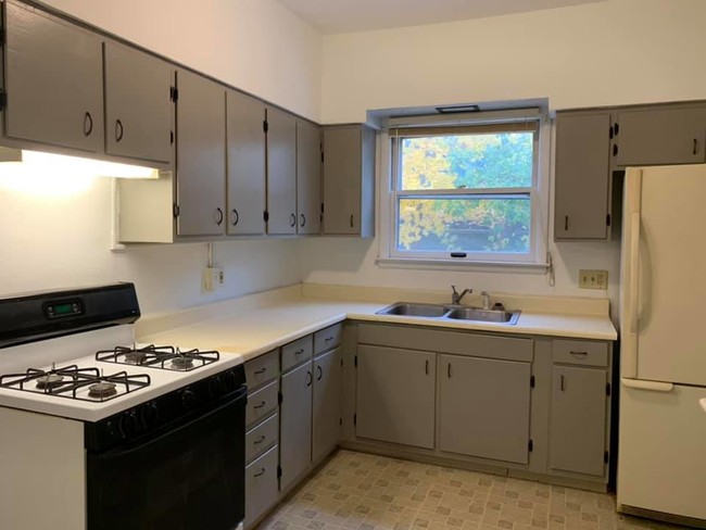 Foto del edificio - 214 Burr Oak St