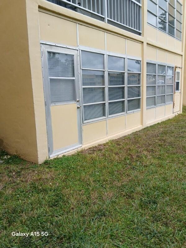 Foto del edificio - 6300 NW 62nd St